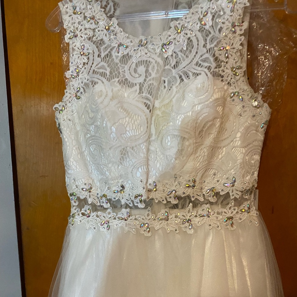Dama/formal dress